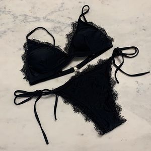 Used Triangle Lace Trim Bikini Set